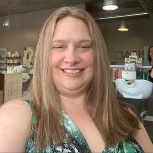 Meet your Posher, Victoria